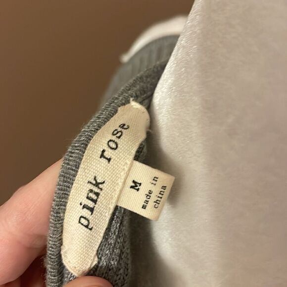 Pink Rose Cardigan Gray Size Medium EUC - Picture 10 of 10